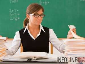 Гройсман пообещал повышение зарплаты учителям на четверть