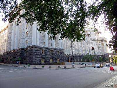 В Киеве взрыв возле Дома правительства: женщина и мужчина получили травмы средней тяжести