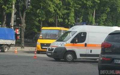 В Запорожье маршрутка насмерть сбила мужчину