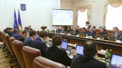 К законопроекту пенсионной реформы внесено около трех тысяч поправок