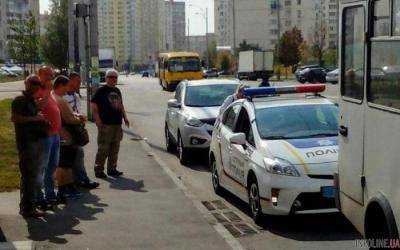 Надо ставить на место: киевский маршрутчик поплатился за вдову воина АТО