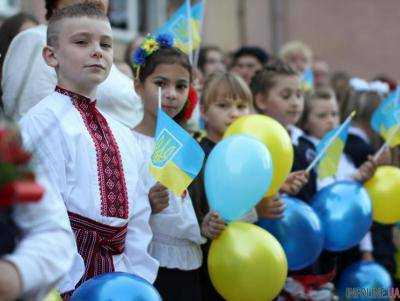 Верховная Рада приняла закон об образовании, введя 12-летнее школьное обучение