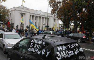 Владельцы автомобилей с иностранной регистрацией обещают бессрочную акцию протеста