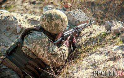 Боевики с начала суток 10 обстреляли позиции сил АТО - штаб