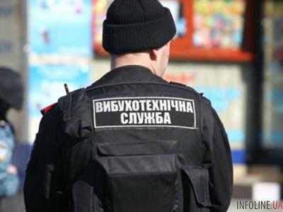 В Киеве "минировали" рынок на Подоле