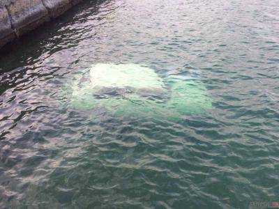 На одесском пляже нашли авто с мертвым мужчиной