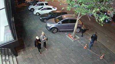 Машины вместо груш: как «развлекается» молодежь Днепра. Видео