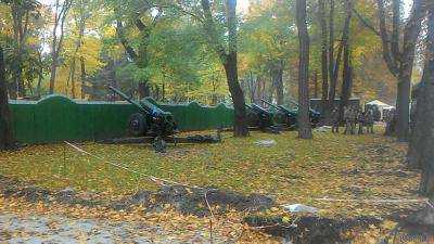 Под Радой установили пушки: гремят взрывы. Фото