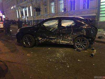 Вот так поворот!Нардеп утверждает, что за рулем "туарега" находился сотрудник СБУ