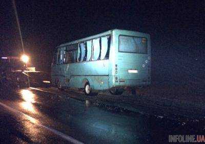 Автобус из 29 пассажирами перевернулся в Ровенской области