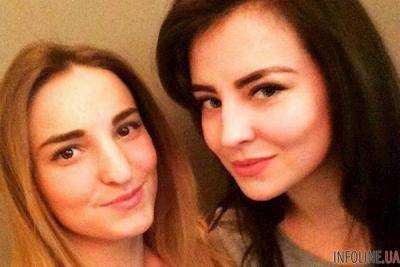 Готовилась к свадьбе: 20-летнюю Диану Берченко похоронили в белом платье