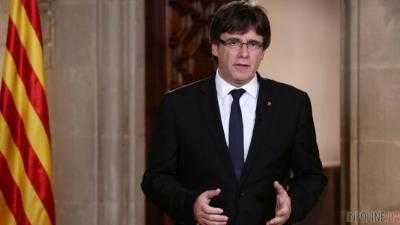 Пучдемон вместе с экс-министрами явился в отделение полиции в Брюсселе