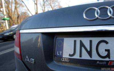 Пенсионер в Харькове за 1 тыс. долл. "ставил" на польский учет "евробляхи"