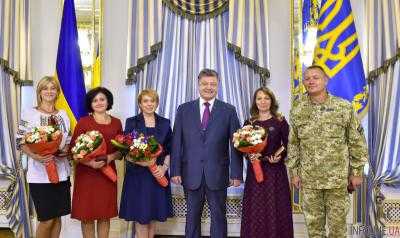 От награды Порошенко до сиделки: шокирующая история лучшей учительницы Украины
