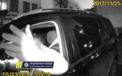 Депутат Тернопольского облсовета в инвалидной коляске напал на полицейских