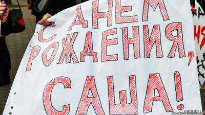 Порошенко поздравил политзаключенного Кольченко с днем ??рождения