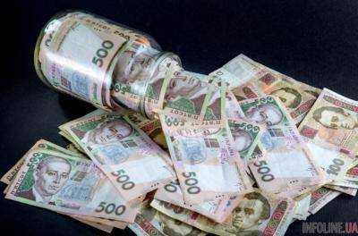 Официальный курс гривны установлен на уровне 27,01 грн / долл