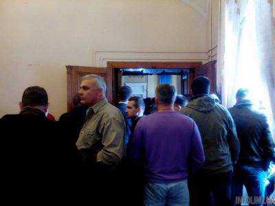 СРОЧНО: АТОшники прорвались в мэрию Львова и выдвинули требование.Фото.Видео