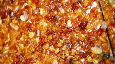 Через "Борисполь" пытались вывезти 20 кг янтаря.Видео