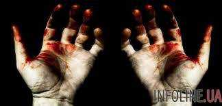 В России мужчина отрубил жене кисти рук топором, заподозрив в измене