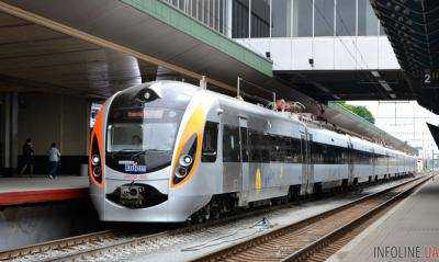 "Укрзализныця" увеличила в 4,5 раза пассажирские перевозки со странами ЕС