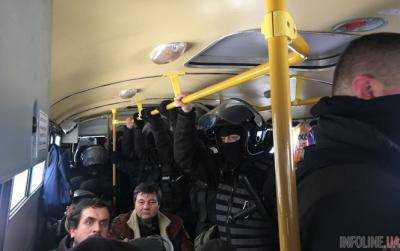 Идет штурм Минюста: выбиты двери, Нацгвардия всех задерживает. Фото, видео