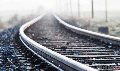 В Одессе на железнодорожном вокзале мужчина бросился под поезд