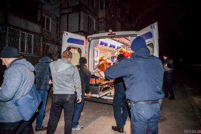 В Дніпрі намагалися підірвати копа. Шокуючi фото