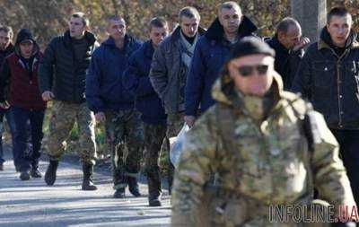 Порошенко поговорил с освобожденными из плена на Донбассе