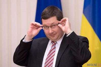 Переводчик Гройсмана планировал бежать из Украины