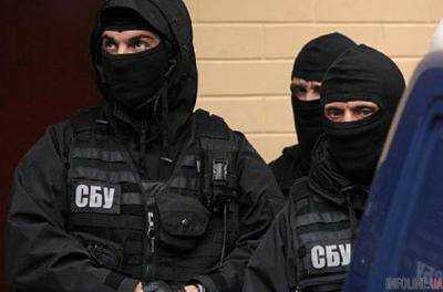 Нелегальный колл-центр российского банка в Черниговской области обслуживал клиентов из РФ и Крыма