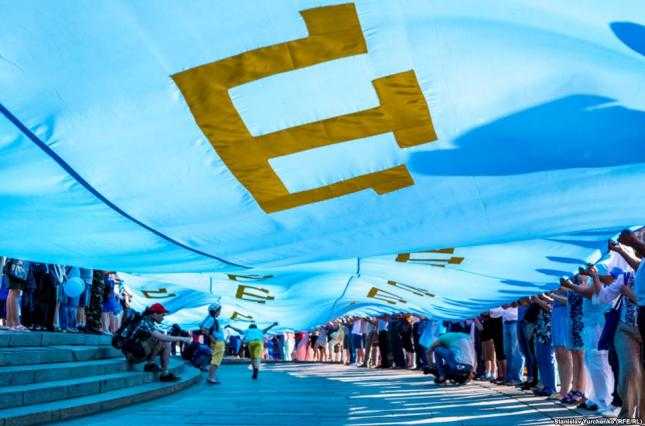 В Крыму арестовали 4 крымских татар, еще четверо ожидают решения суда