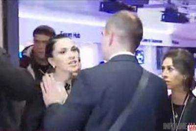 Появилось видео инцидента между Порошенко и пропагандисткой росСМИ