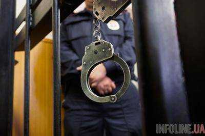 Полицейских, подозреваемых в "крышевании" наркобизнеса, отстранили от должностей