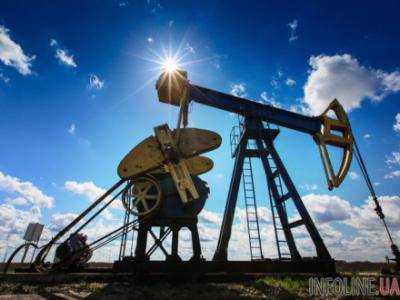 Brent торгуется ниже 63 долл. за баррель