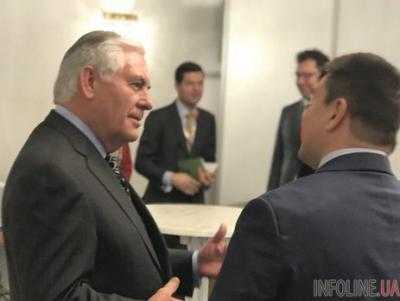 Климкин обсуждал с Тиллерсоном концепцию миссии США в "нормандском формате"