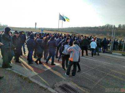 Жители Львовской области перекрывали международную трассу