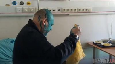 Убийство Веремия: активисты нашли Крысина в больнице и облили зеленкой