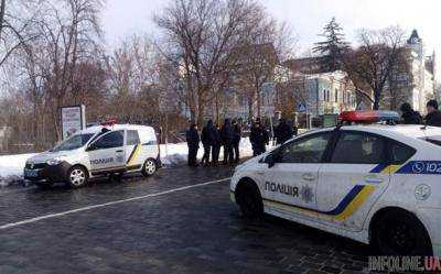 В правительственный квартал взыскали полицию