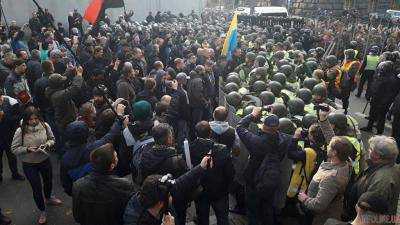 Как разгоняли протест под Радой. Видео