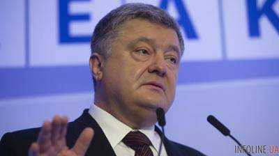 Порошенко еще не решил, будет ли участвовать в президентских выборах