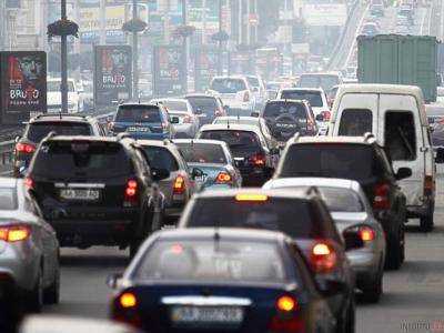 В Киеве уровень заторов достиг отметки в 10 баллов