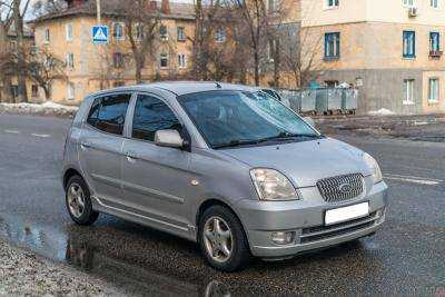 В Днепре на проходной ЮМЗ водитель Kia сбил женщину