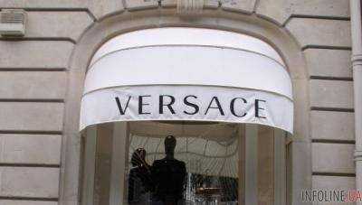 Модный дом Versace отказывается от использования натурального меха