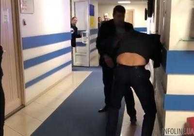 Депутаты Ивченко и Гончаренко подрались из-за "правок Лозового"