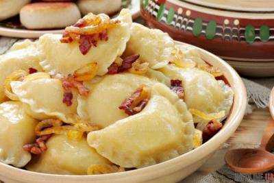 Зарплата украинца позволяет купить в четыре раза меньше вареников, чем поляки