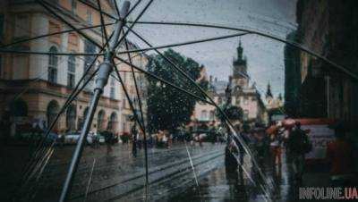 Прогноз синоптиков: апрель в Украине начнется грозой