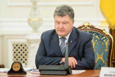 Право на ограничение продажи алкоголя: Порошенко дал "добро" местной власти
