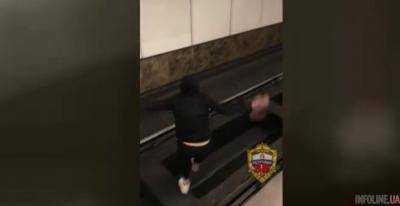 Студент прыгнул под поезд "ради хайпа".Видео 18+