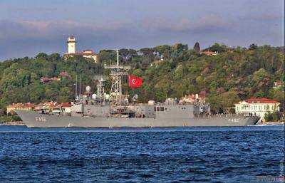 В Черное море вошли военные корабли НАТО